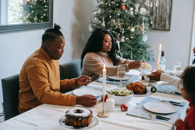 Using a Flocked Christmas Tree for Your Winter Wedding Photoshoot